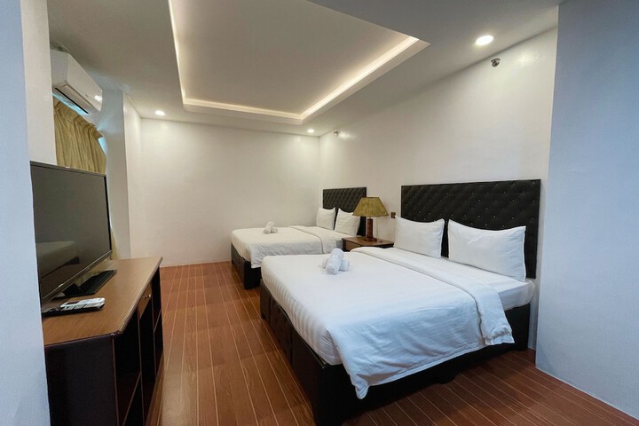 Room 58 of 79