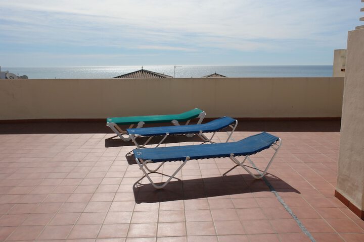 Pool 14 of 34