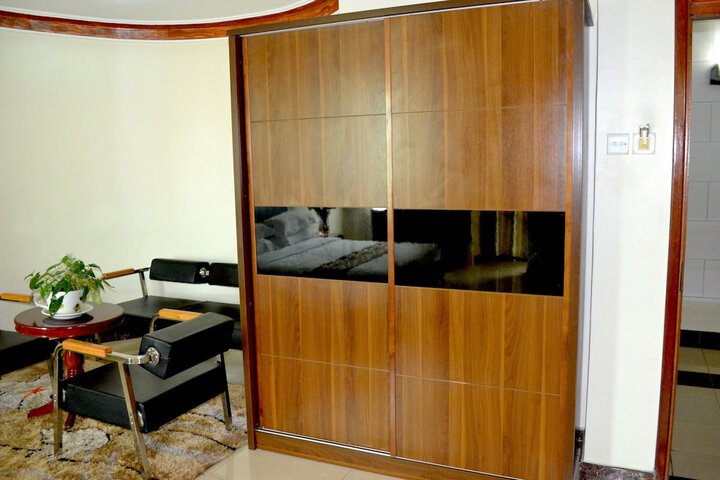 Room 28 of 61
