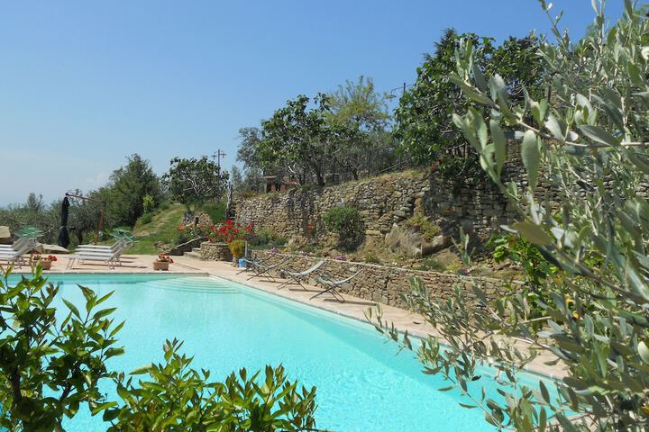 Pool 20 of 39