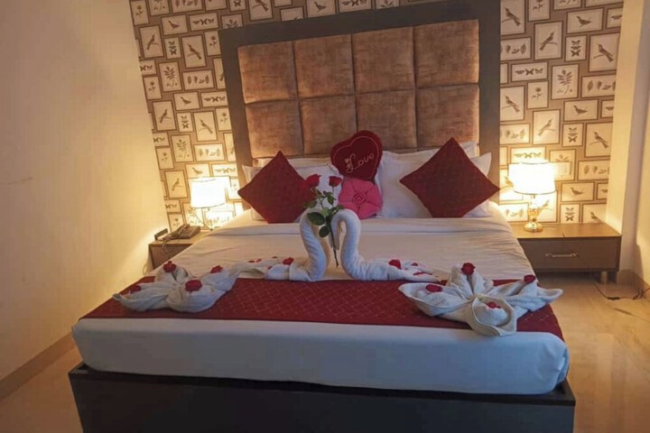 Room 14 of 22