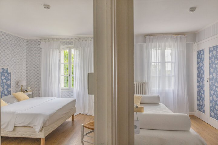 Room 14 of 35