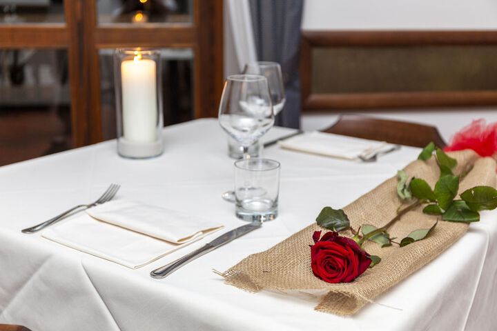 Dining 59 of 72