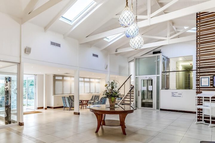 Guest Lobby