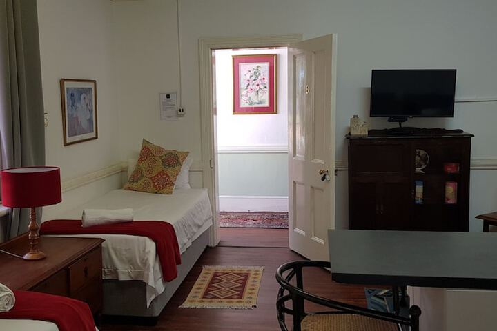 Room 25 of 41