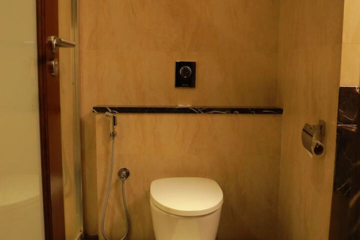 Room 58 of 150