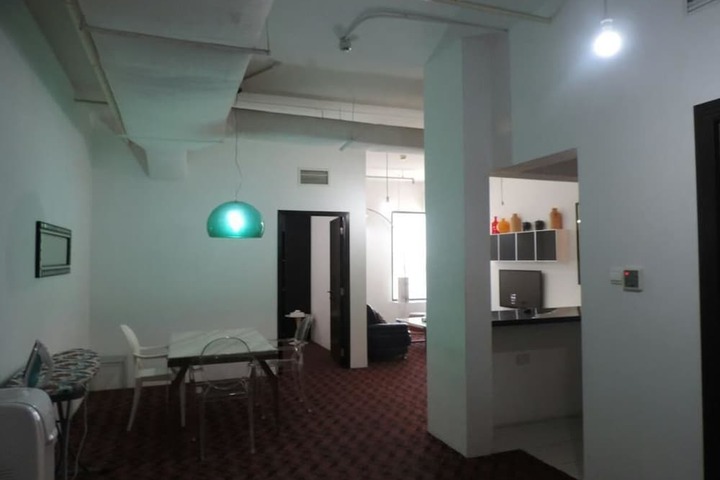 Room 13 of 22