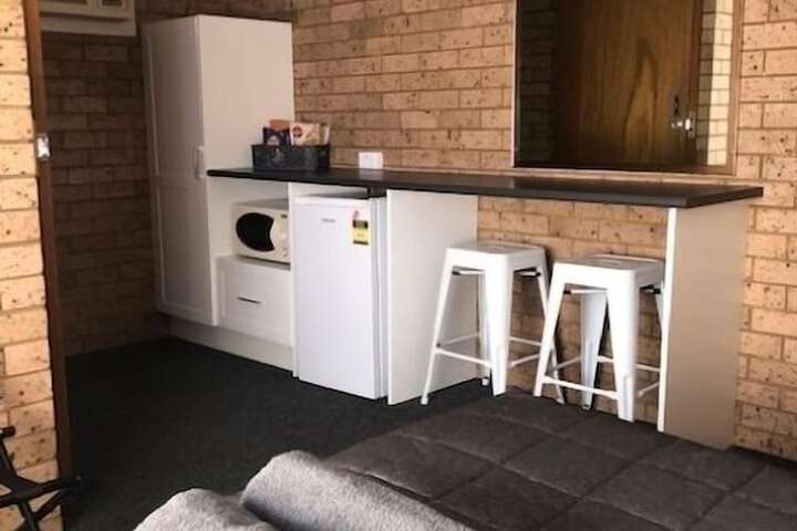 Room 8 of 42