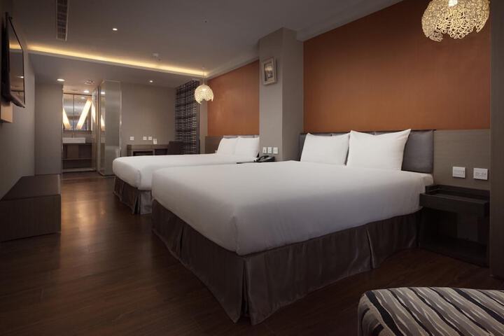 Room 26 of 36