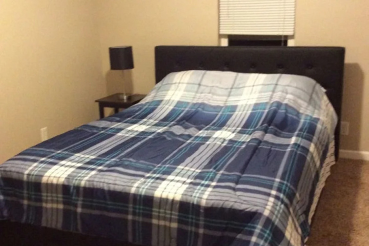 Room 2 of 7