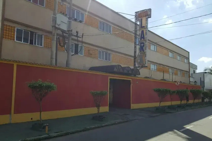 Hotel 2 of 6