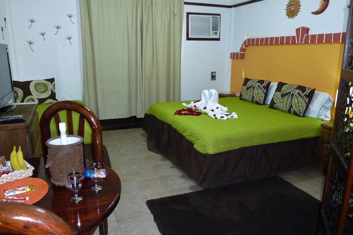 Room 14 of 138