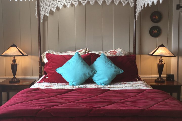Room 60 of 148