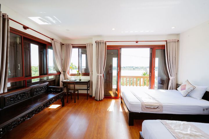 Room 3 of 23