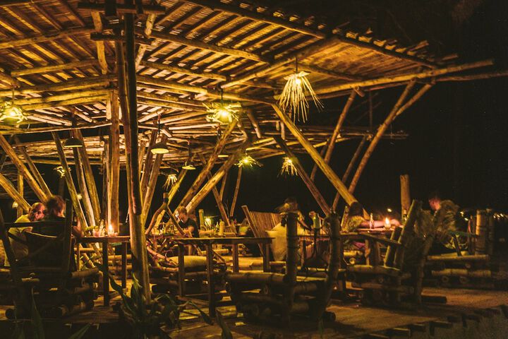 Dining 13 of 42