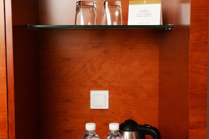 Breakfast/Coffee Service 20 of 37