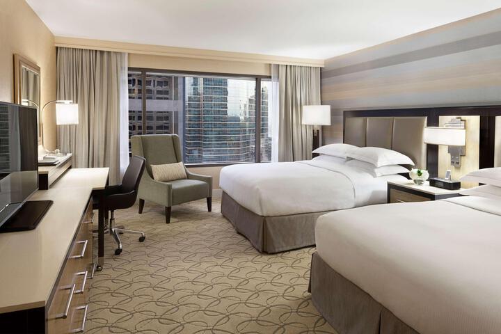 2 Queen Beds (2 of 15)
