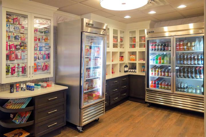 Snack bar