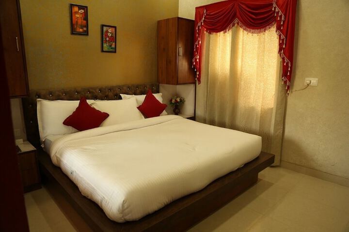 Room 10 of 81