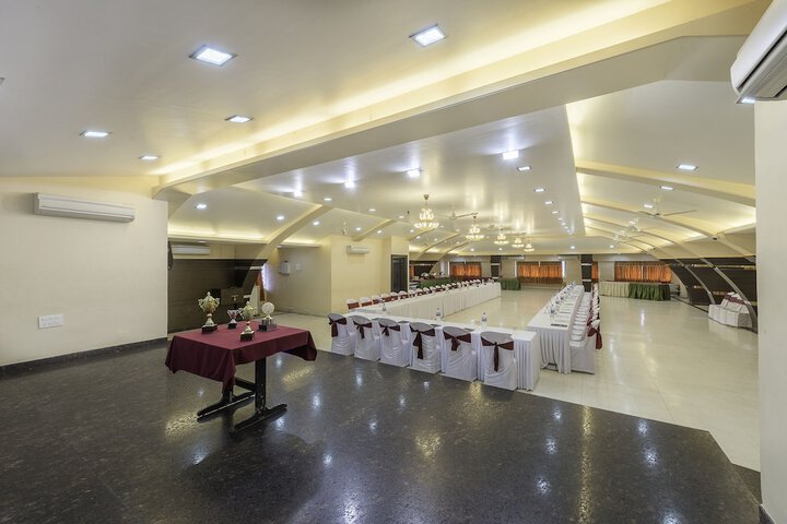 Ballroom/Hall 43 of 53