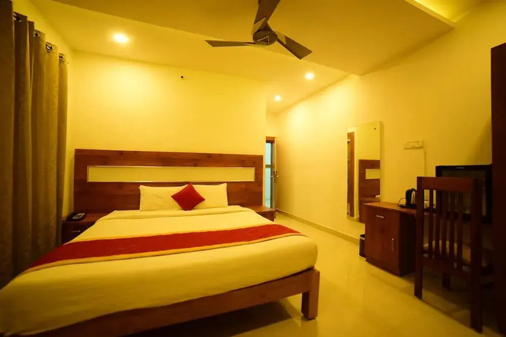 Room 5 of 14