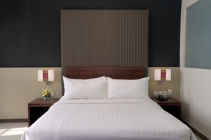 Room 10 of 60