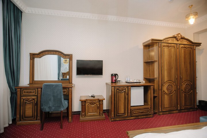 Room 22 of 63