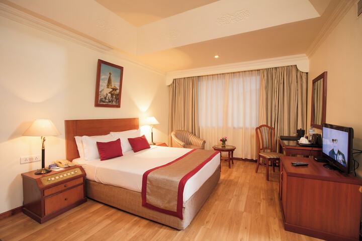Room 16 of 30