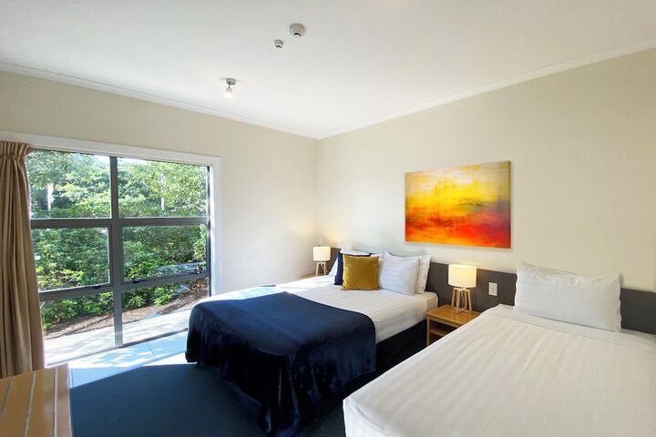 Room 19 of 28