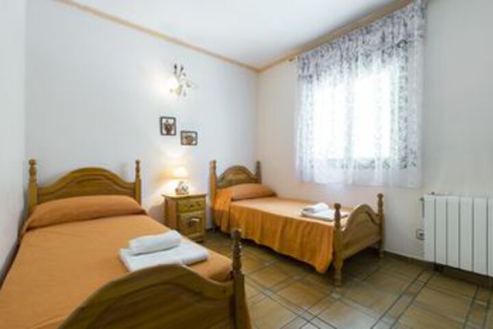 Room 19 of 39
