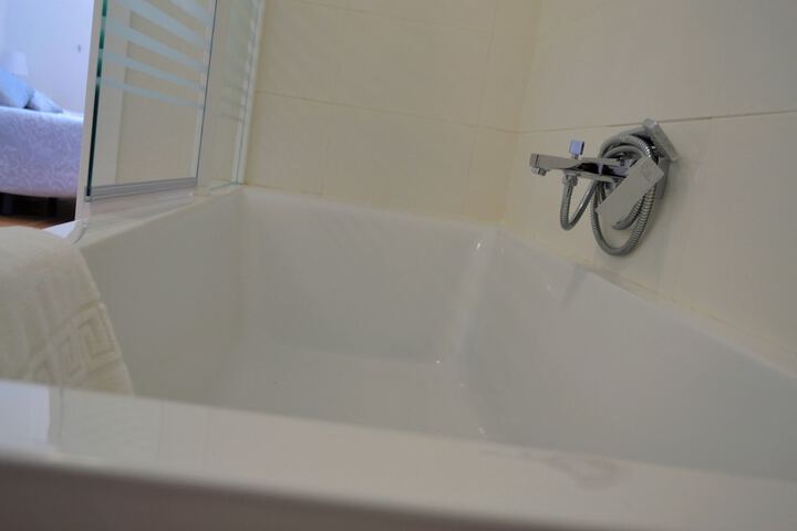 Room 15 of 31