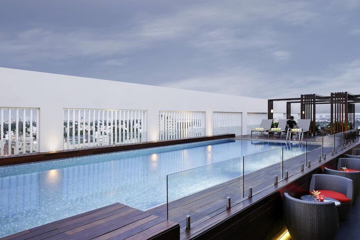 Pools & Facilities