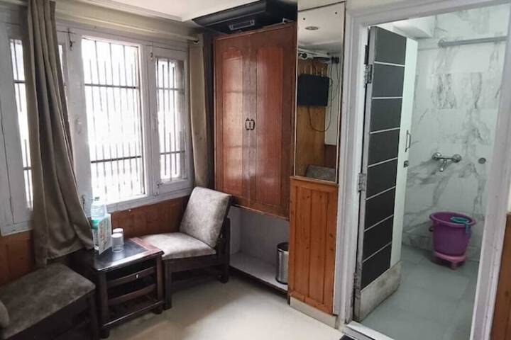 Room 5 of 55