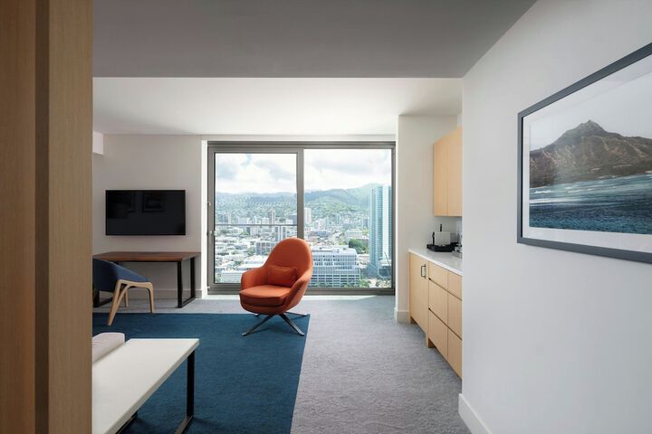 Room 62 of 168