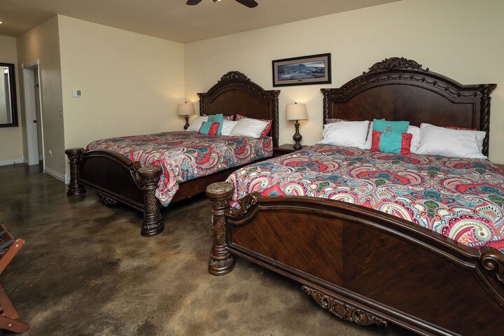 Room 16 of 41
