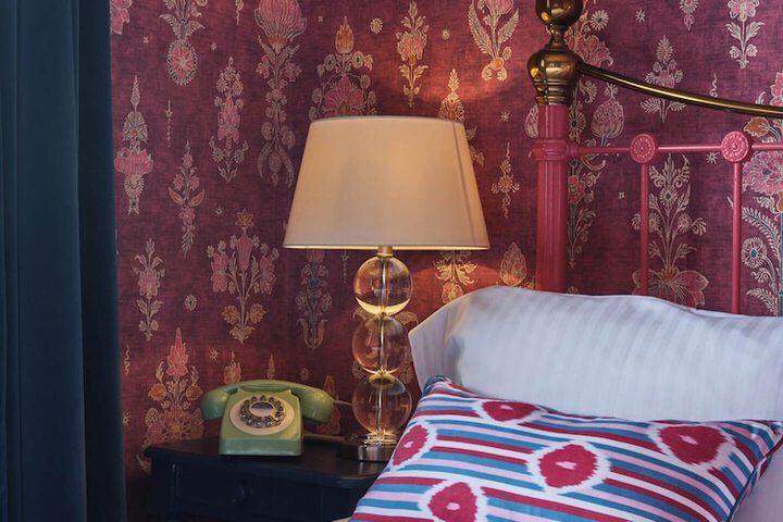 Room 43 of 155