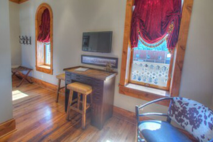 Room 41 of 51