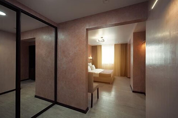 Room 15 of 39