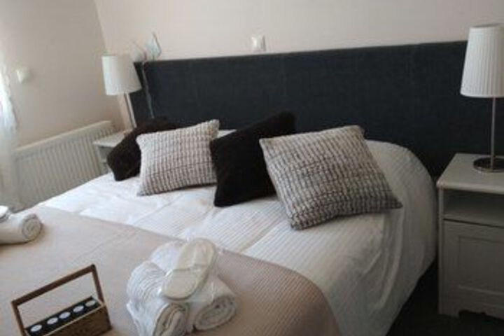 Room 15 of 22