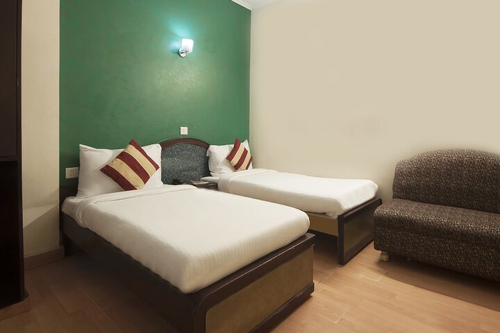 Room 17 of 52