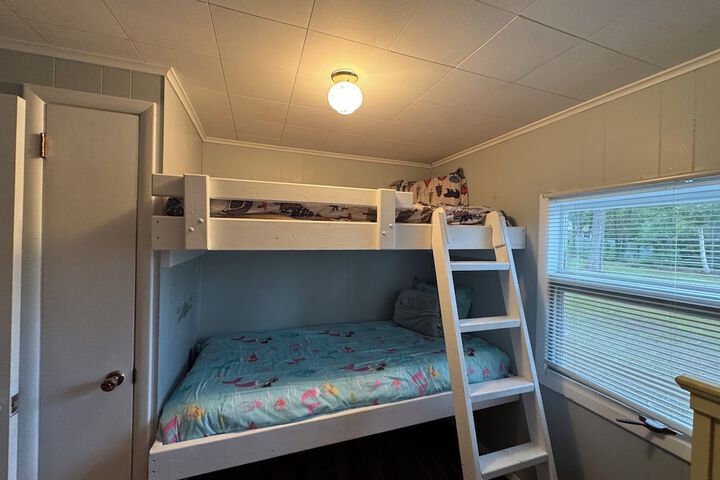 Room 79 of 115
