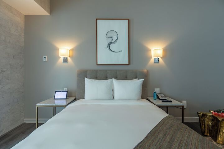 Room 31 of 100