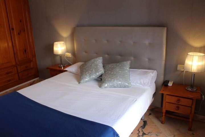 Room 5 of 36
