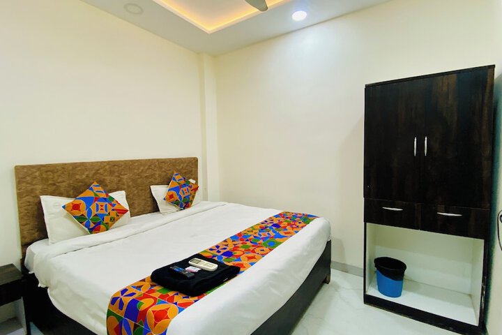 Room 12 of 44