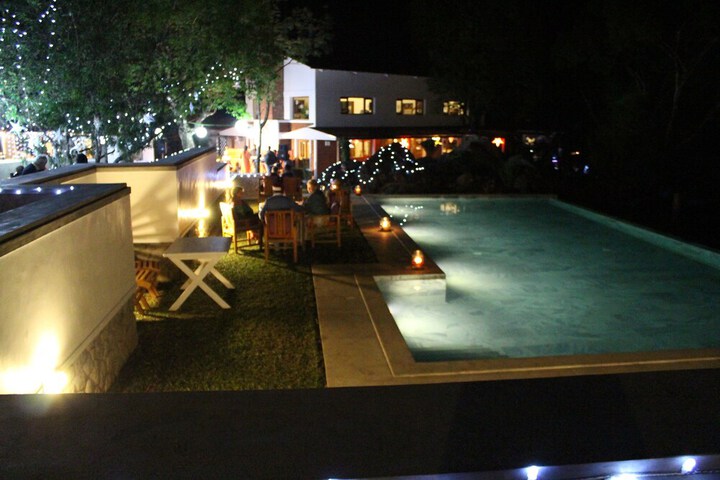 Hotel with Pool