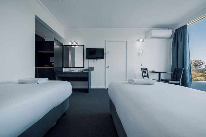 Room 21 of 53