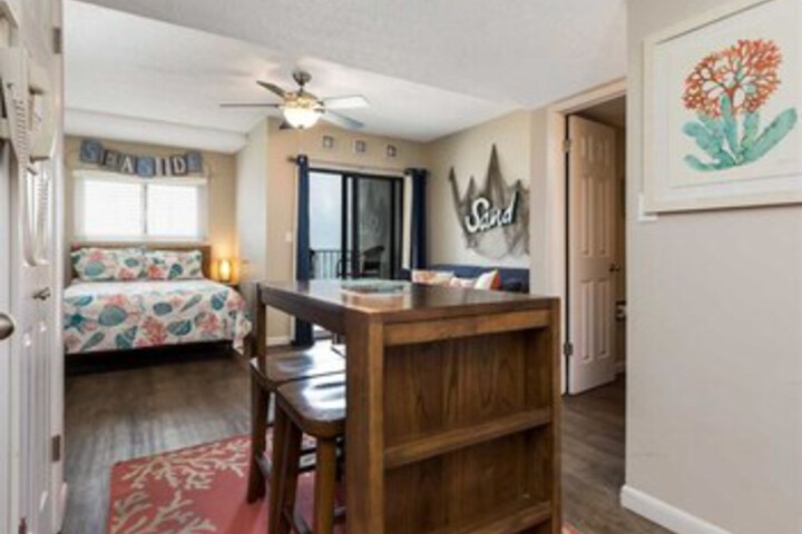 Room 136 of 152