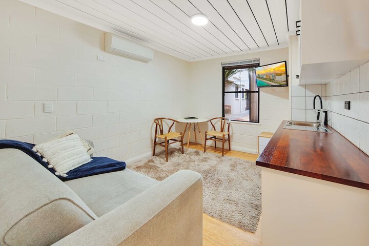 Room 19 of 46