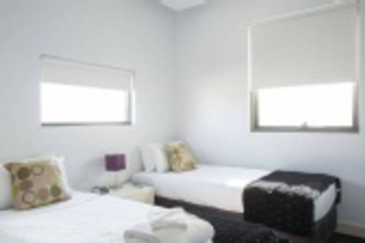 Room 90 of 288