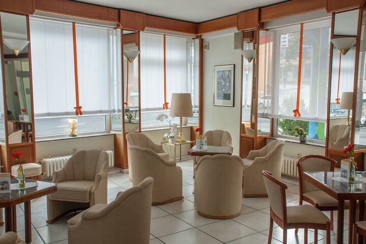 Lobby Entry
